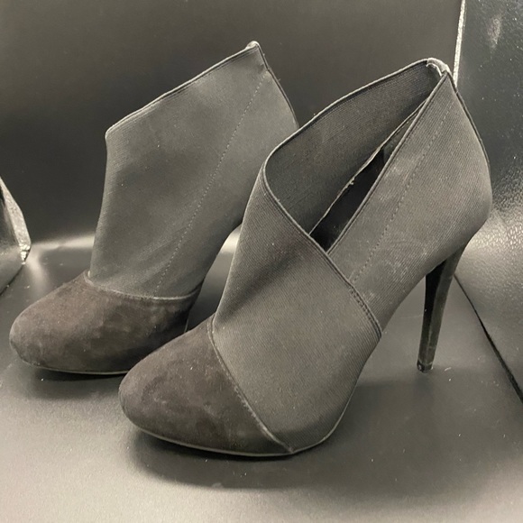 🍁🍂Jessica Simpson Neesha Black Suede Platform Bootie - size 8 with 5” Heel - Picture 5 of 9